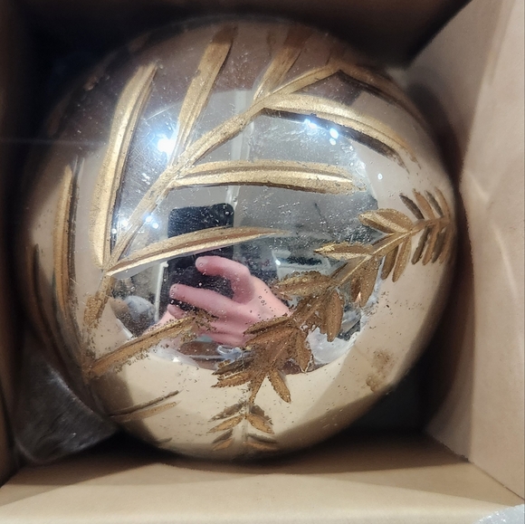 🆕️ Tidings & Joy Glass Ornaments 6 pc set - Picture 3 of 9